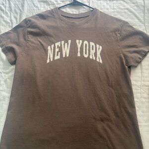Brandy Melville Brown 'New York' T-Shirt
